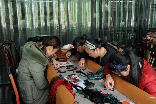 繡娘是怎么連成的？我的刺繡工藝該何去何從