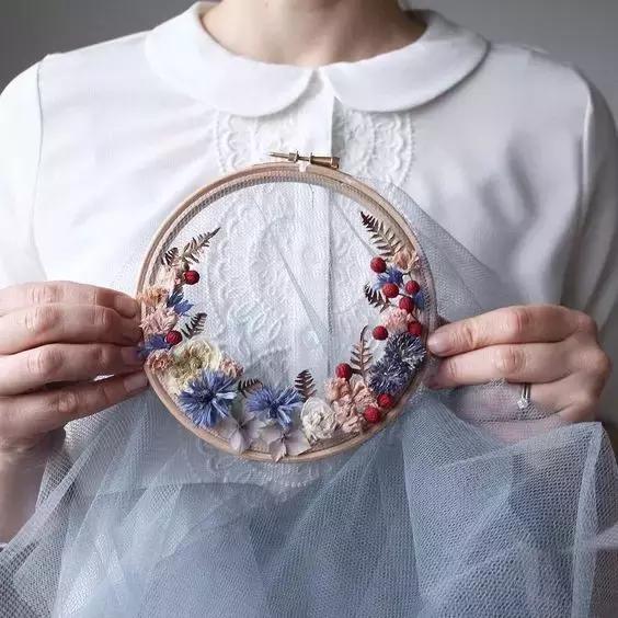 花會枯萎，用刺繡來表達你的愛吧